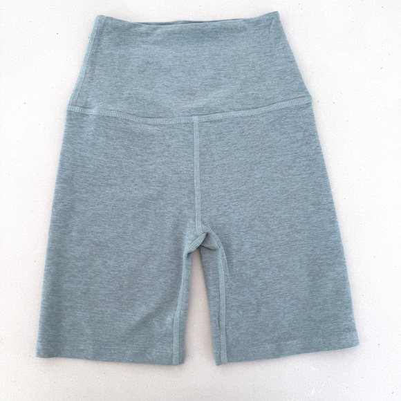 *New* Beyond Yoga Spacedye High Waisted Biker Short - Picture 1 of 3